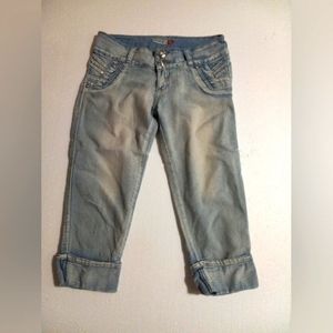Only You woman Capris size 7